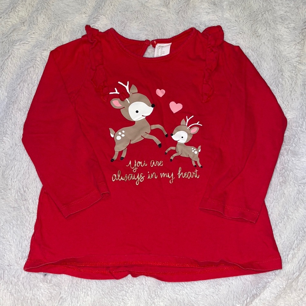 H&M red long sleeve deer top 🦌
